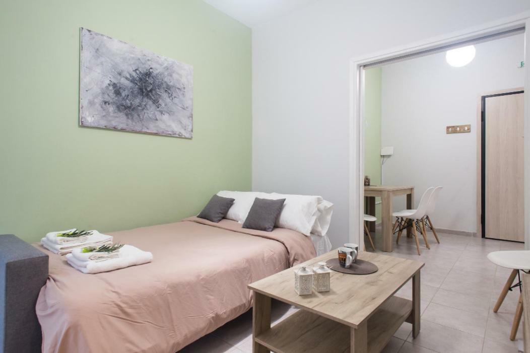 Olive Tree Apartment Of Athens - City Center Bagian luar foto
